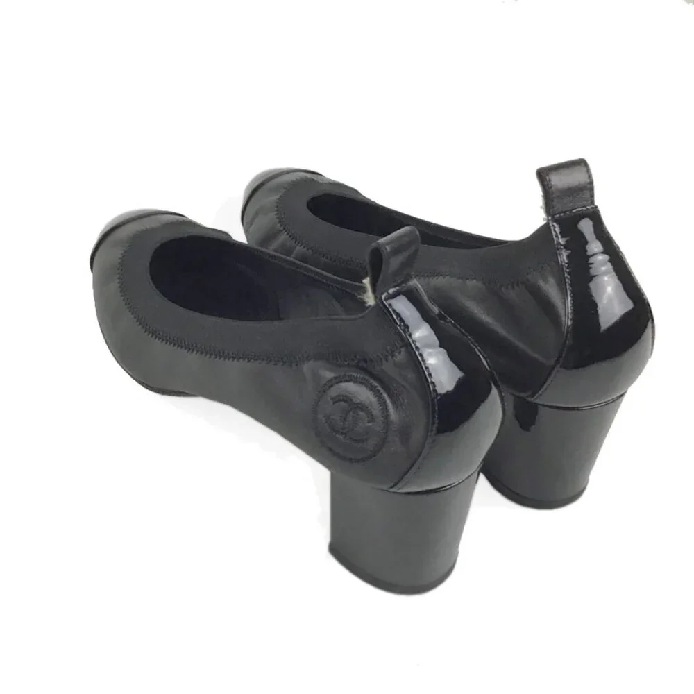 Chanel Spirit Interlocking CC Logo Pumps